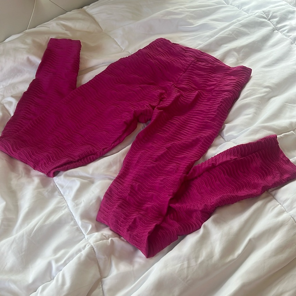 LEGGINGS | pink ribbed leggings